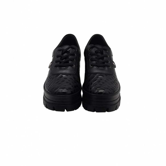 Дамски обувки от естествена кожа на платформа