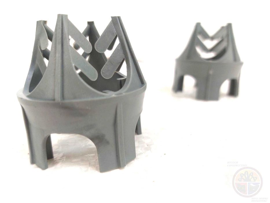 Distantier placa cu 4 picioare