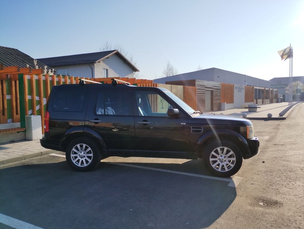 Land Rover Discovery 3 Automat
2009 TDV6 HSE Motor 2720 cmc 190 cp
Aut