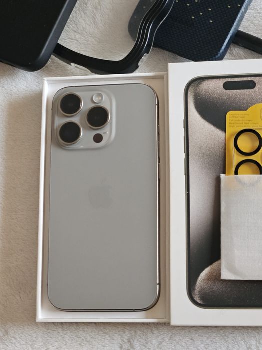 iPhone 15 PRO, 256 Gb, baterie 89%, Full Box, stare CA NOU