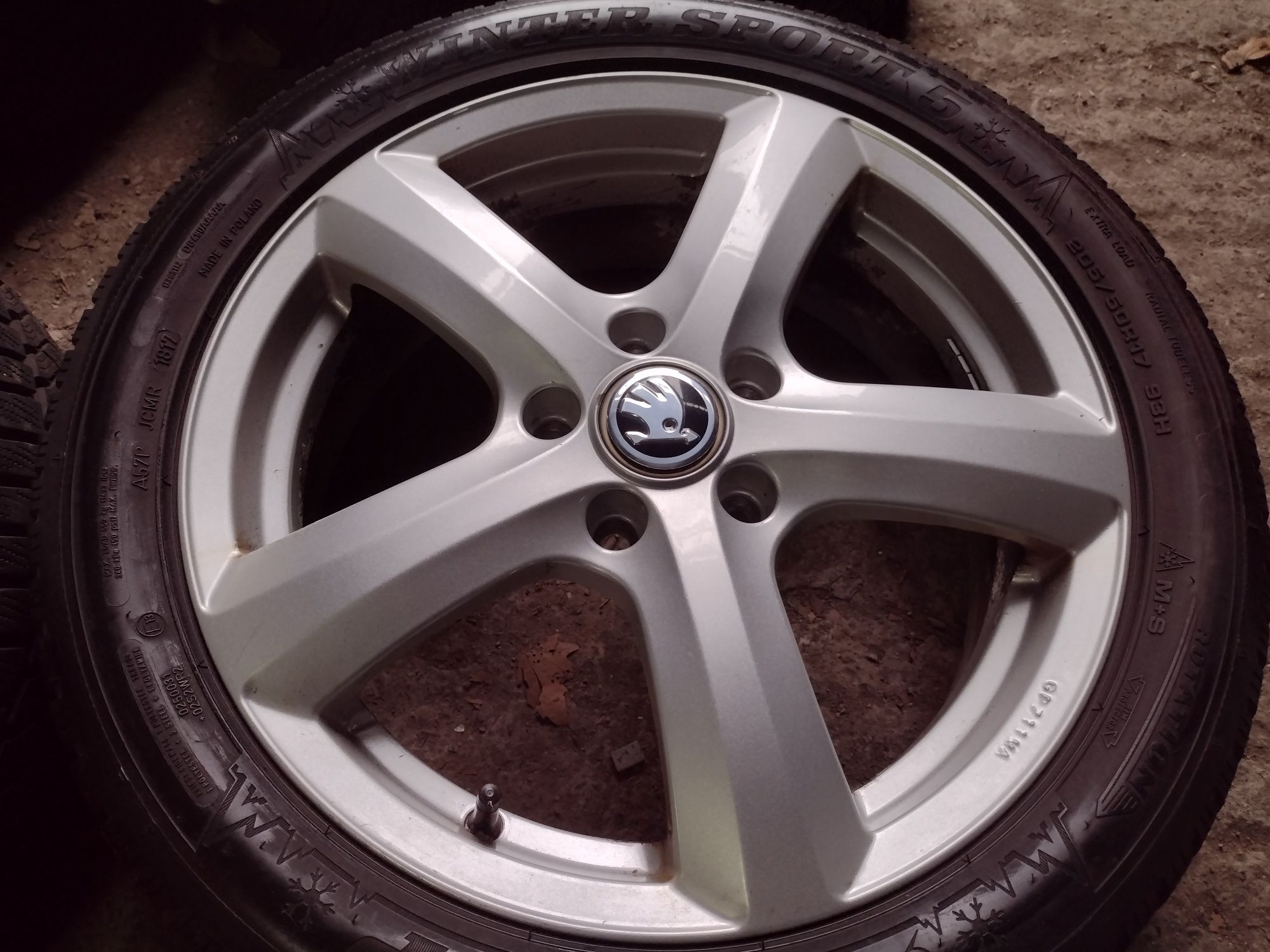 Перфектни Gamaparts 17-5x112 6j et45 Шкода Октавия