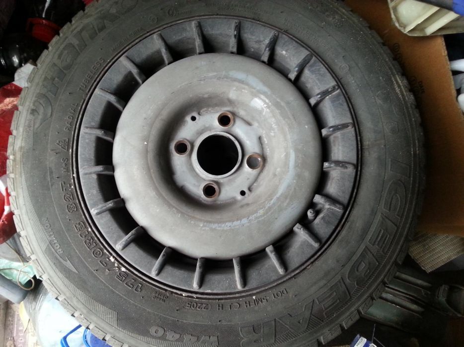 Продавам голф 2,АГУ 1,6 n
