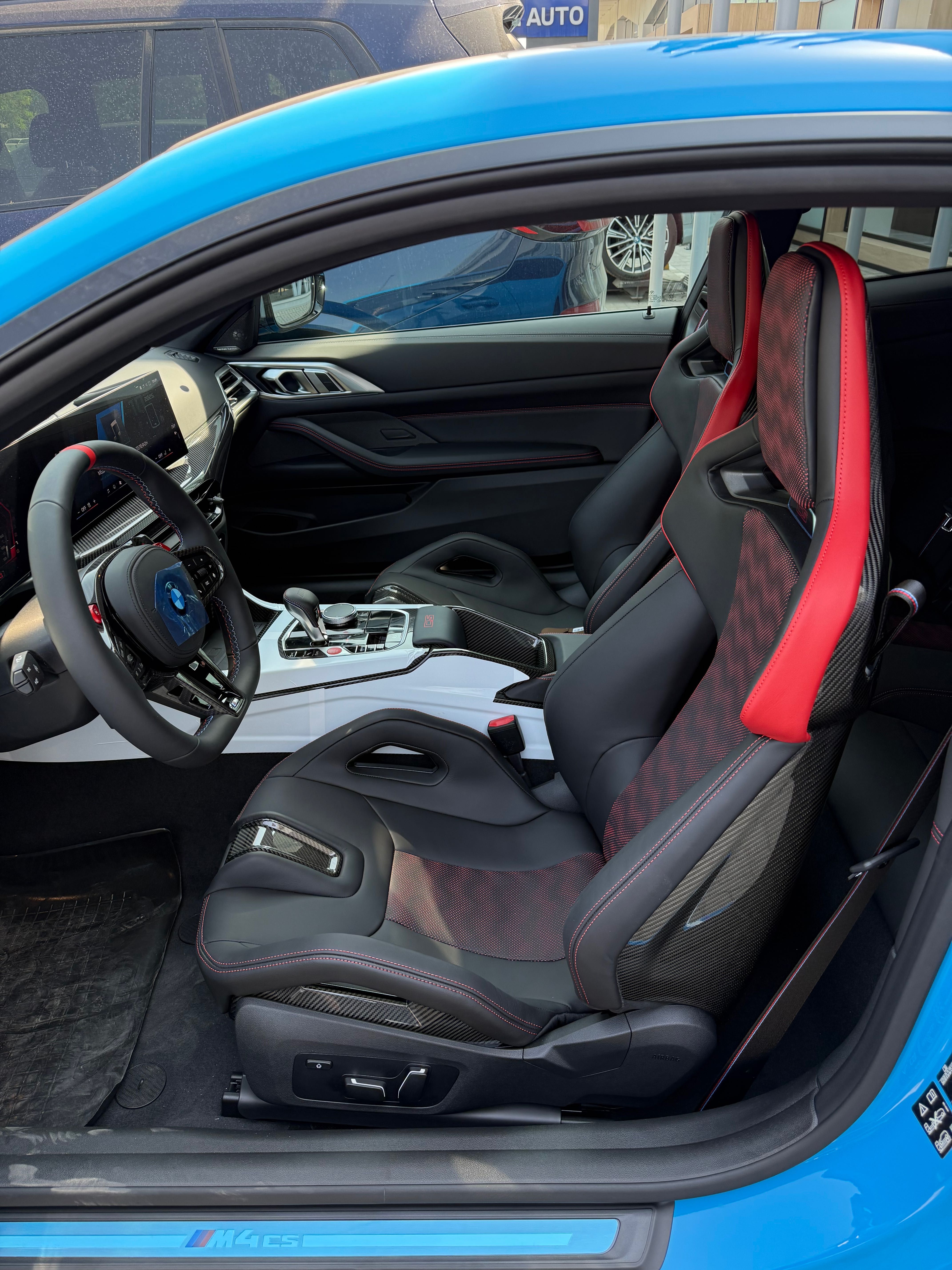 Продам BMW M4 CS Coupe + официальная гарантия