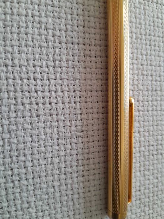 Pix Ballograf model Bacarat placat aur marcat