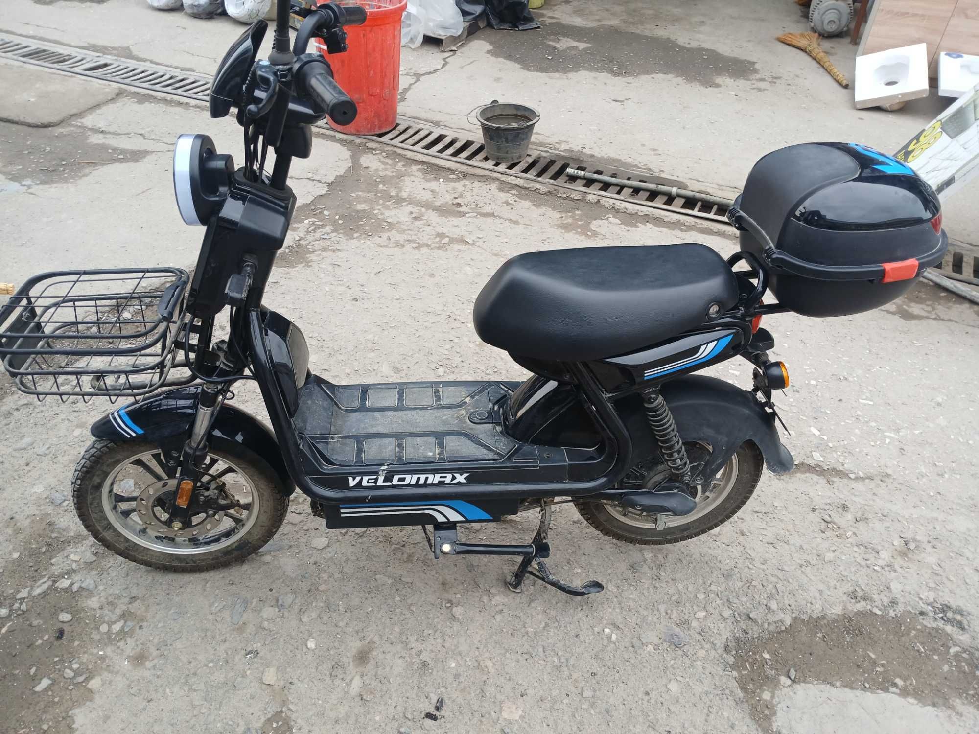 Elektro skuter sotiladi