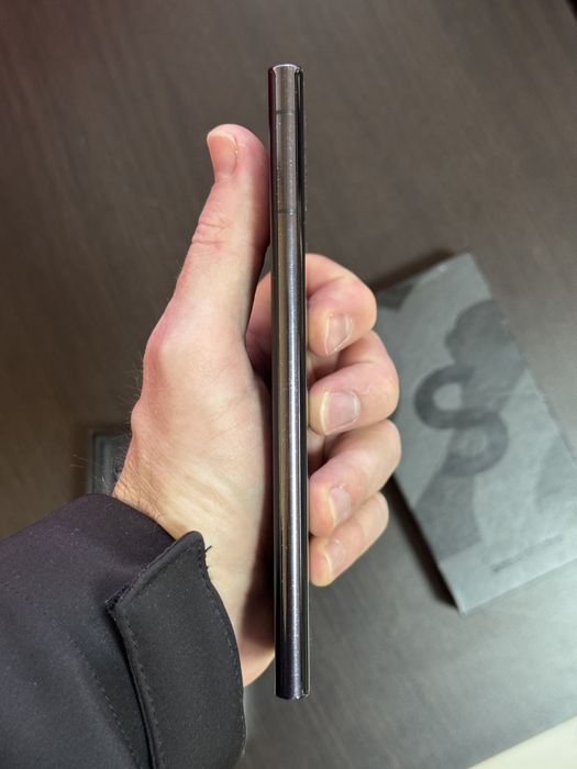 Samsung S22 Ultra 256GB / 12GB RAM / Phantom Black