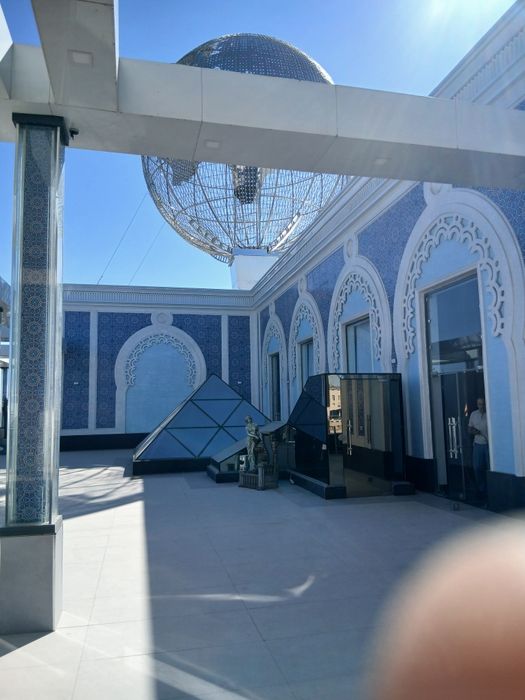 Restoran ijaraga beriladi