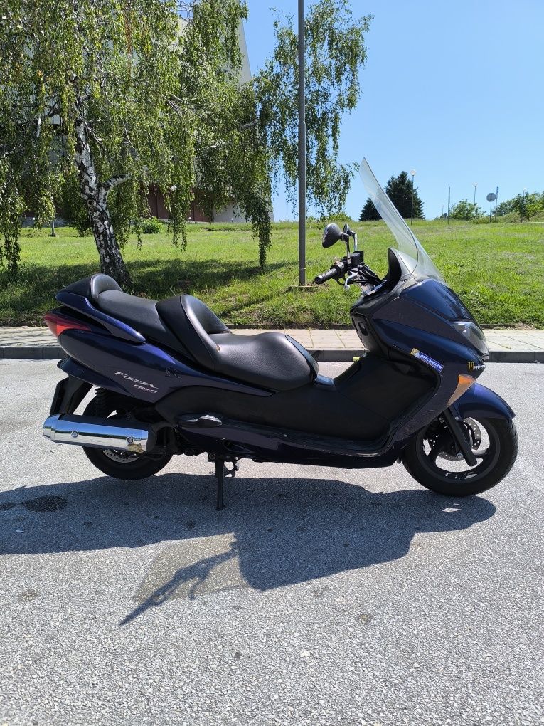 HONDA Forza 250cc