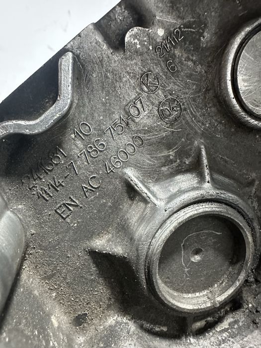 Capac vibrochen distributie BMW X5 E53 3.0 diesel 184cp 218cp m57