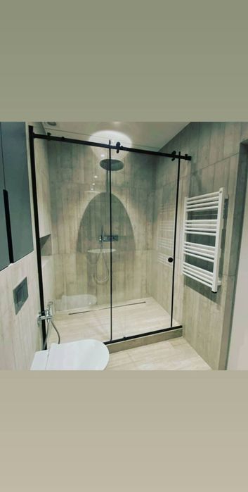 Стеклянная перегородка и душевые кабина шымкент