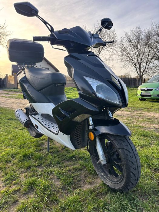 Scooter Nova Motors
