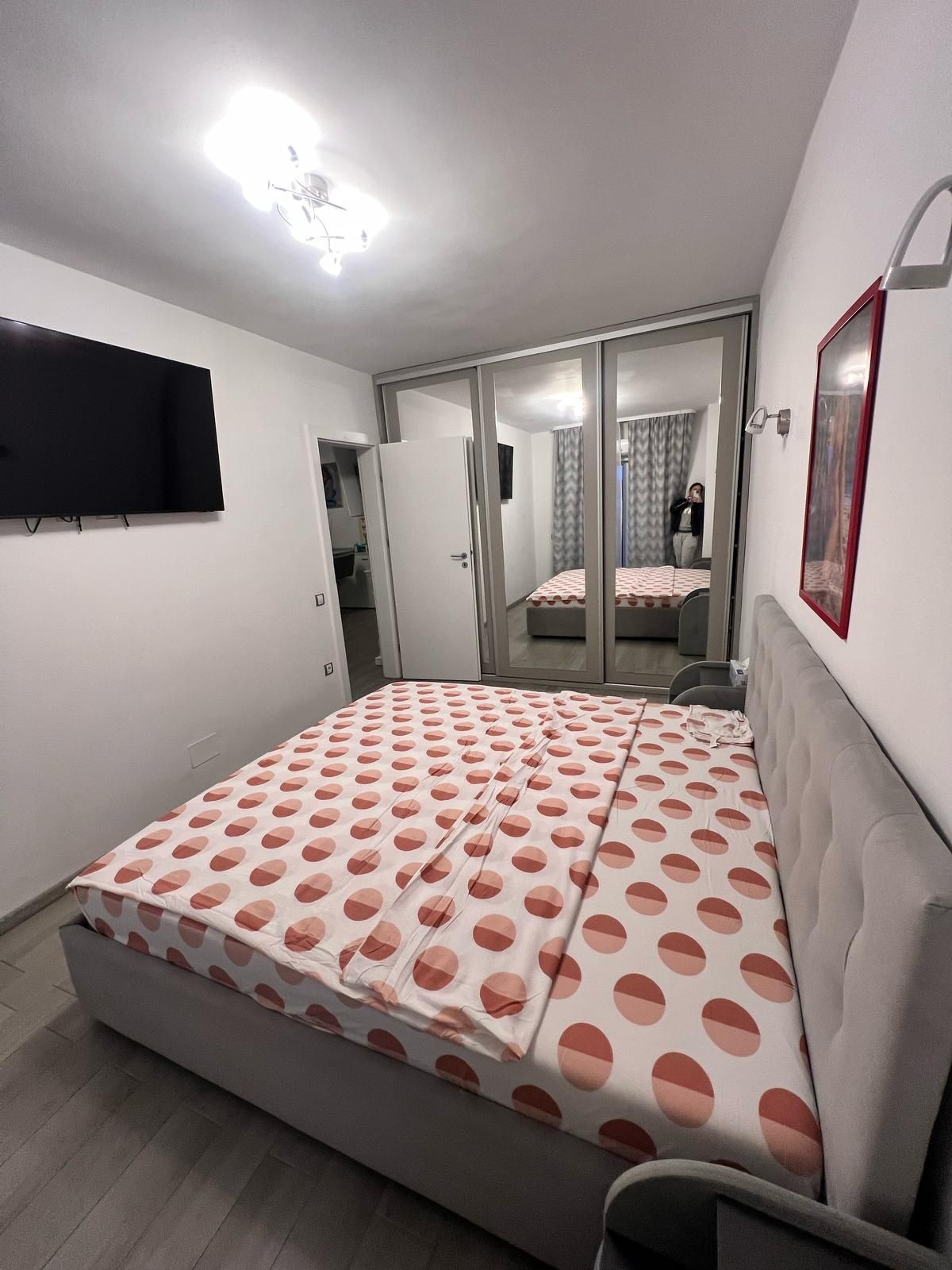 Inchiriez Ap.  Regim Hotelier