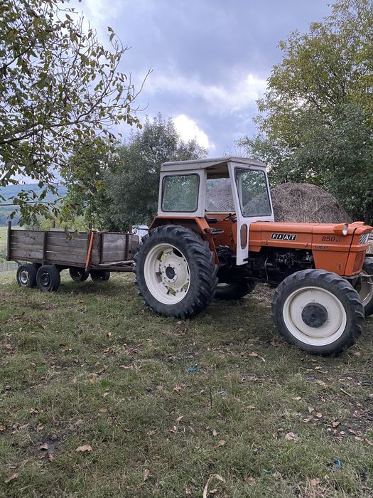 Vand tractor fiat 850 super DT cu utilaje
