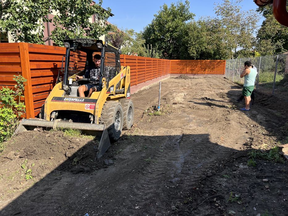 Închiriez utilaje : Bobcat,Miniexcavator, Buldoexcavator , Compactor!