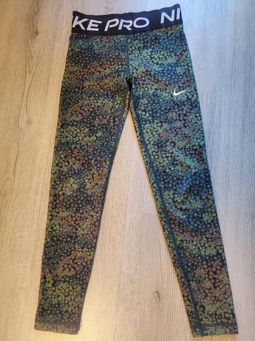 Клин на Nike за момиче