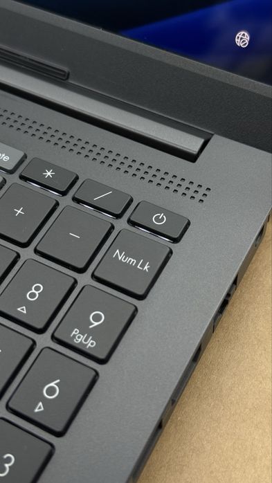 Asus vivobok pro 15 oled inter ultita 9
