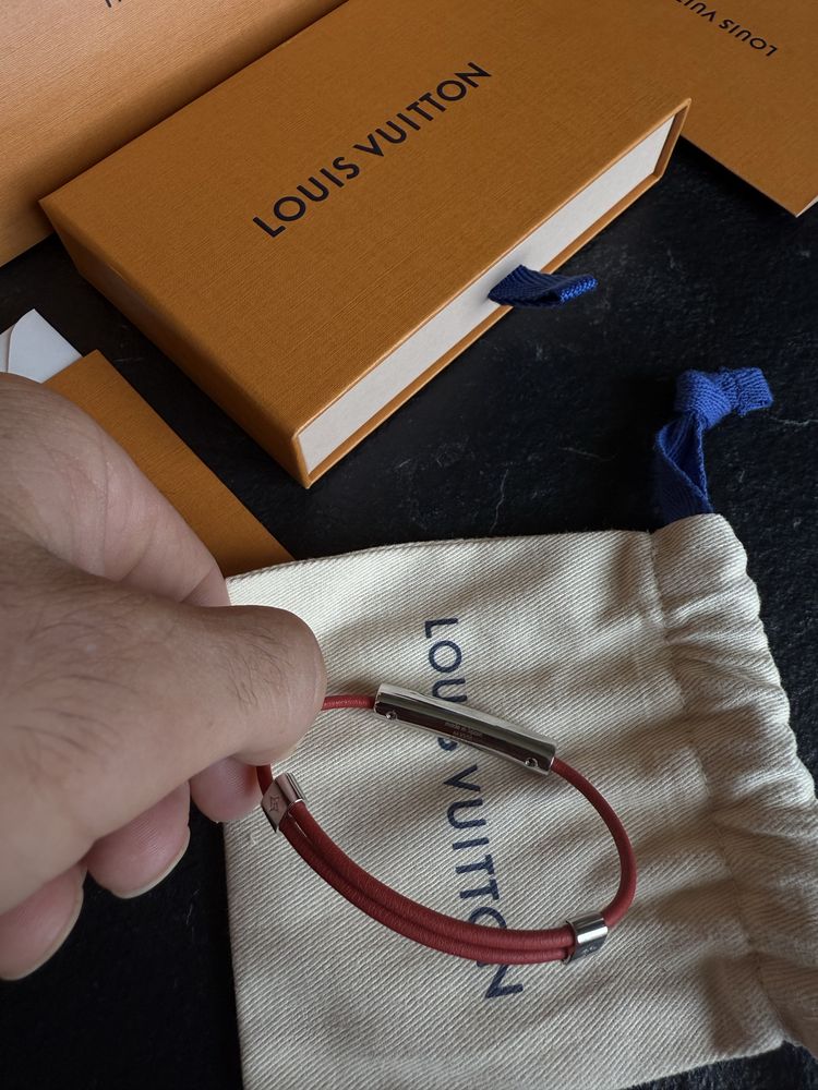 Гривна Louis Vuitton
