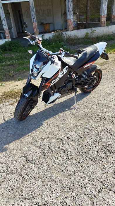 KTM Duke 690 LC4