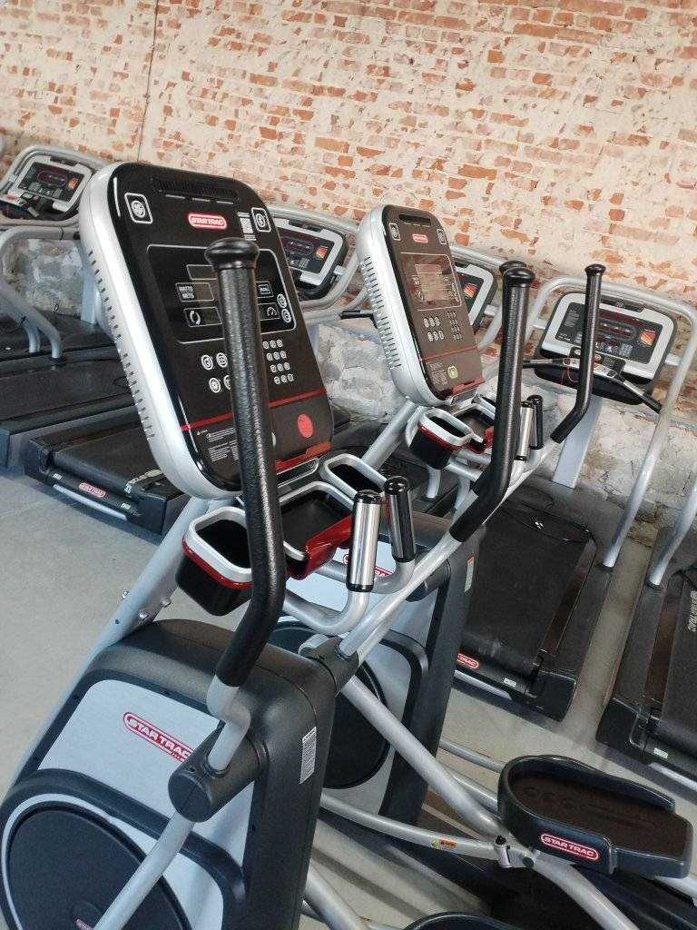 Star Trac Elliptical Cross Trainer