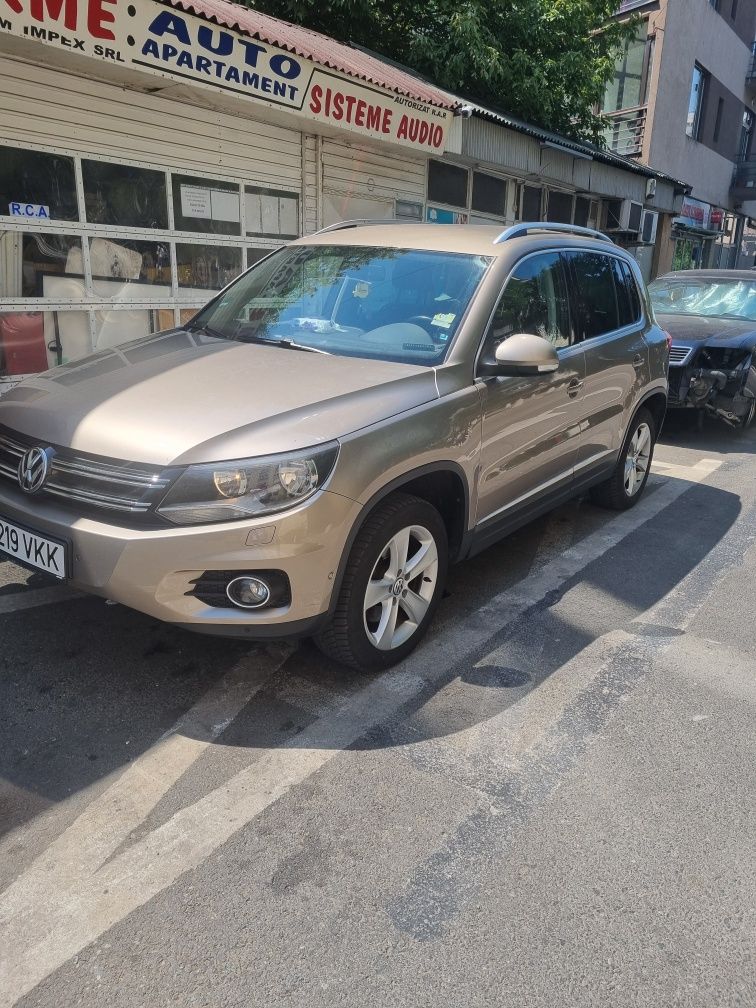 Vând urgent VW Tiguan