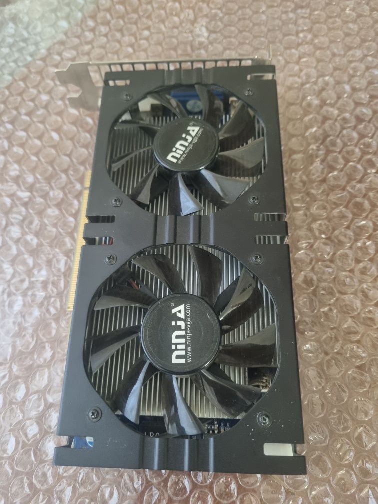 Видеокарта GTX 550 Ti