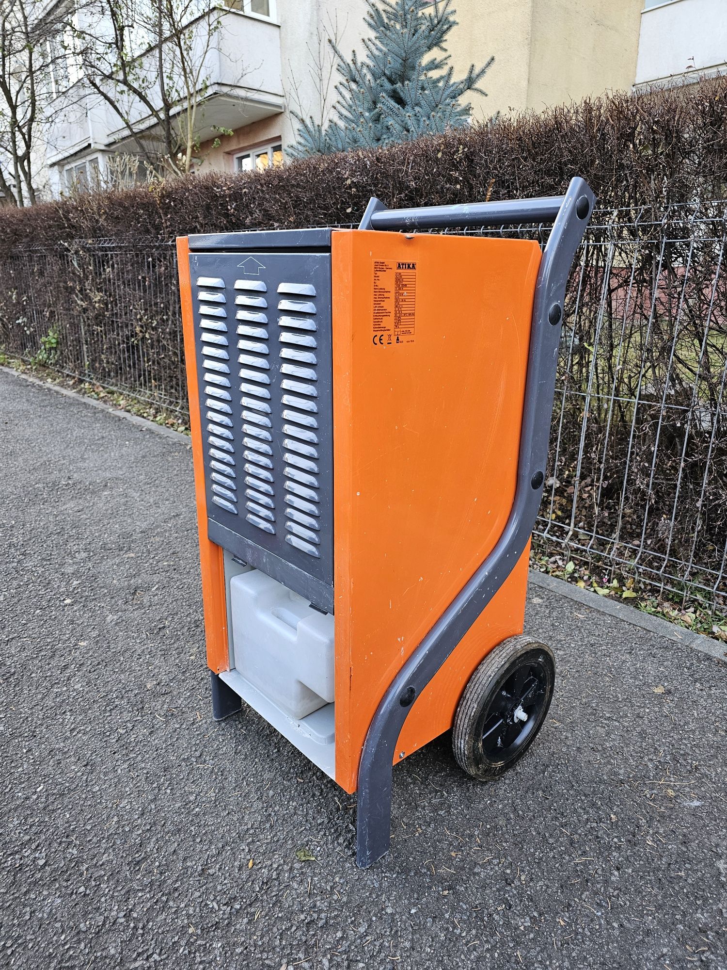 Dezumidificator  disponibil de vanzare-inchiriere