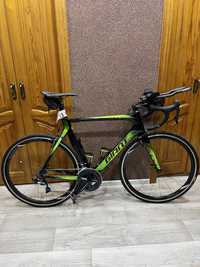 Шоссейныый велосипед GIANT PROPEL