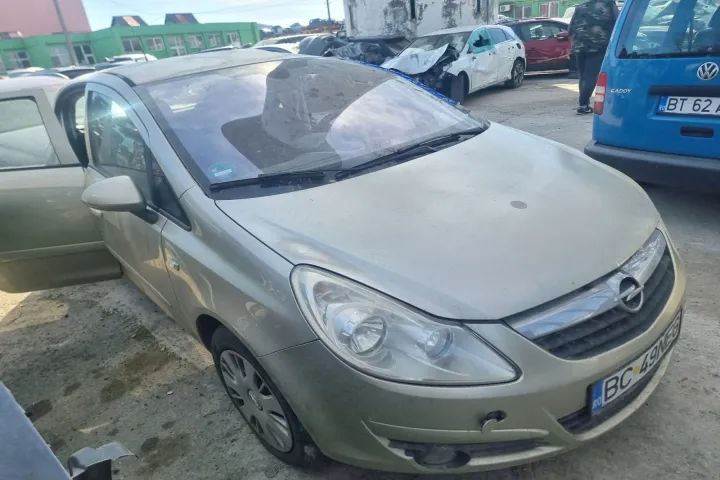 Dezmembrez Opel Corsa D motor 1.3 cdtti 90cp  Z13DTH dezmebrari cutie de viteze bara piese