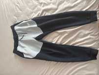 Vand Pantaloni Tech Nike