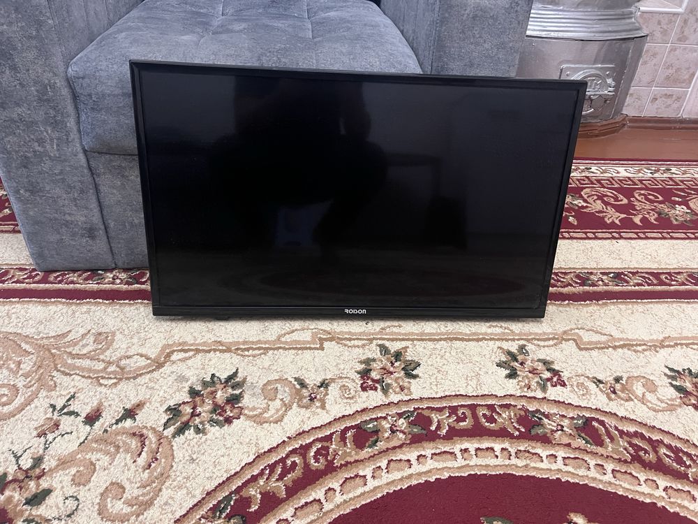 Roison 32 tv sotiladi smart emas uzb kanallarni ko'rsatadi xolati zo'r