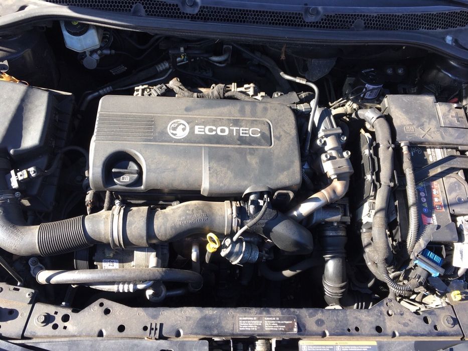 Motor 1.7cdti opel astra j cod A17dtr a17dtj pret 600€ fara accesorii