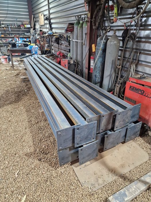 Vand structura metalica 10x25x4 metri