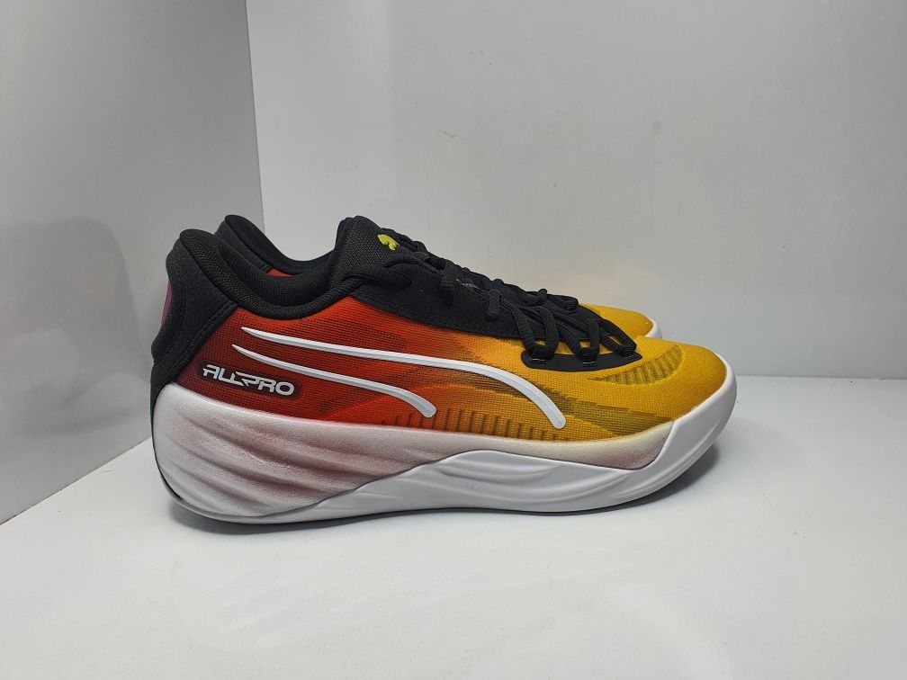 Кецове Puma All-Pro Nitro Showtime

Чисто нови с кутия.

Размер 41 сте