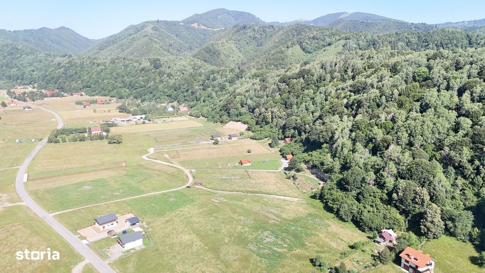 Teren intravilan 1149mp la Plaiul Foii Zarnesti Brasov