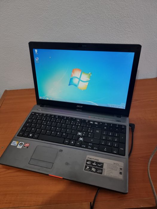 Vând Laptop Acer