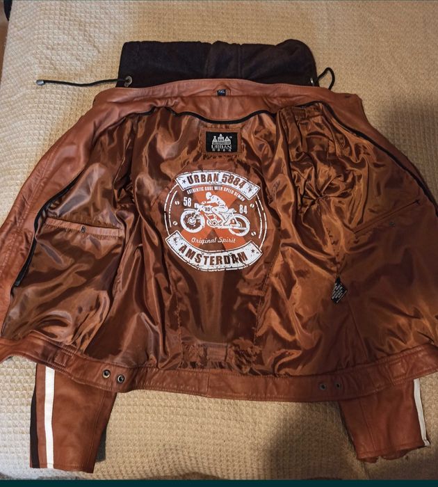 Geaca piele damă Urban Leather 58. (NOUĂ)
Urban Leather 58Urban Leathe