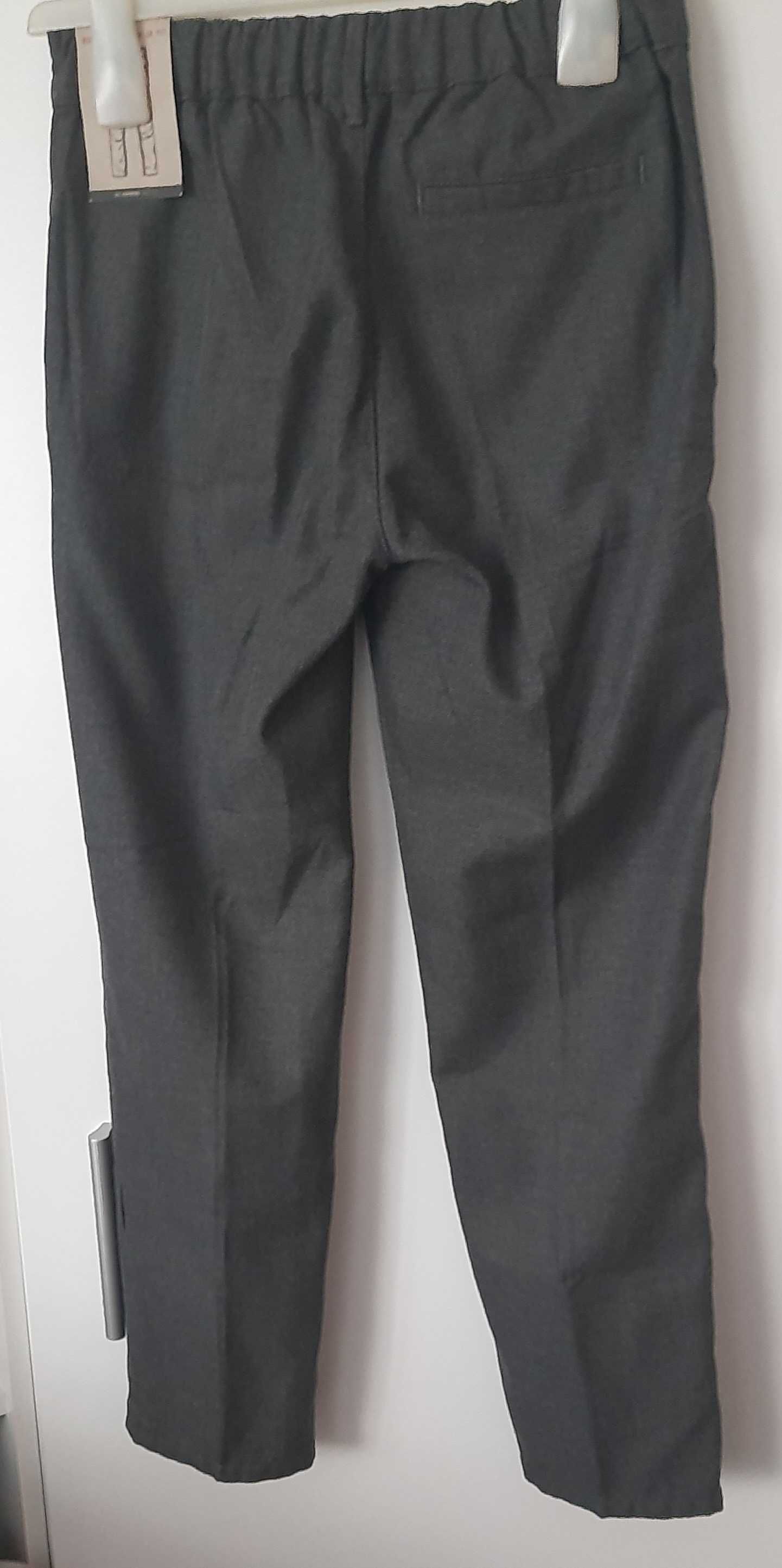 Pantaloni 140 cm, gri deschis, noi cu eticheta