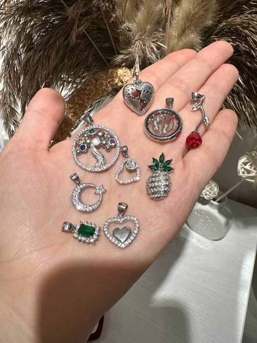 Серебряный нежный  кулон) серебро 925. Доставка.