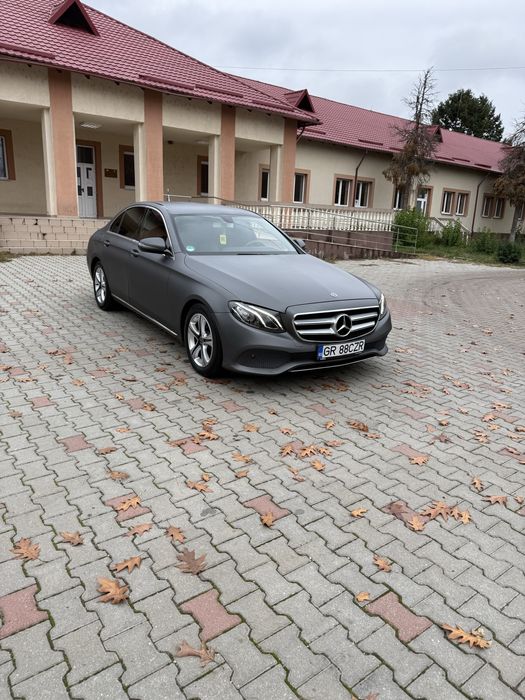Mercedes-Benz E200D, 2.0 150cp istoric 2019
