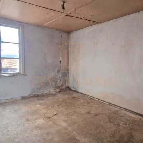 Продава се Къща в Разград, Житница - 30 кв.м за 514 €/кв.м - Снимка #5