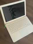 MacBook 2009 4gb ram/250gb hdd