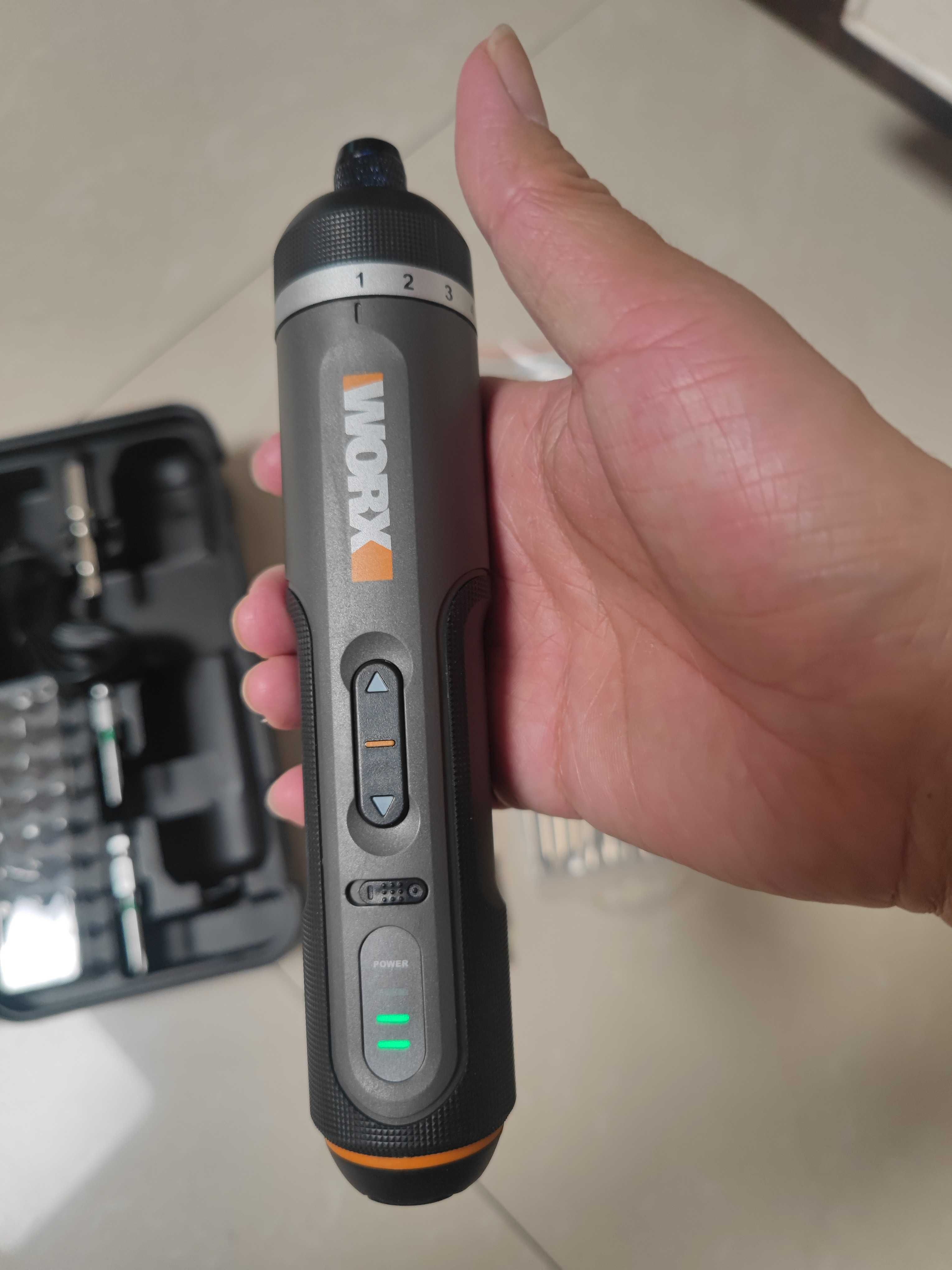 3- поколение  от производителя "WORX" WX242, аккумуляторная  отвертка.