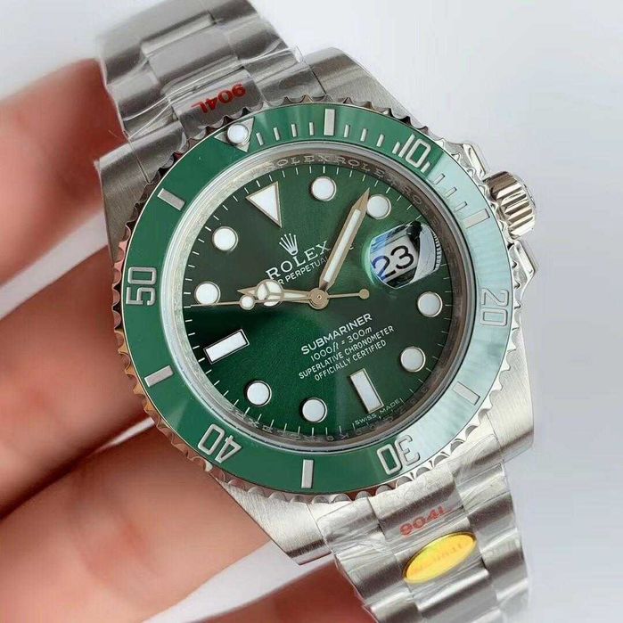 Rolex submariner automatic date green silver edition 41 mm