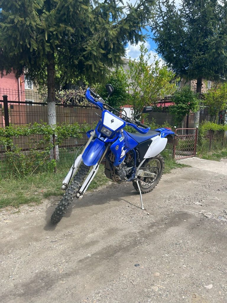 Vând Yamaha 250 , 4 timpi