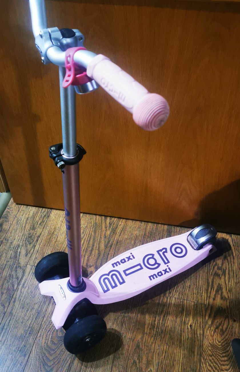 Maxi micro deluxe pro тротинетка