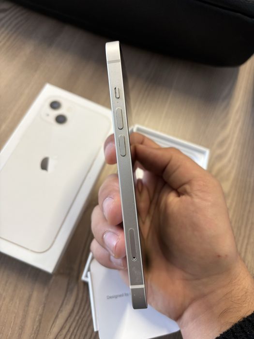 iPhone 13 128gb + подарък кейсове.