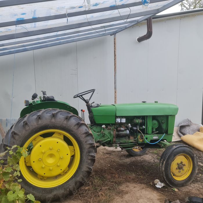 Tractoras 43 cai john deere