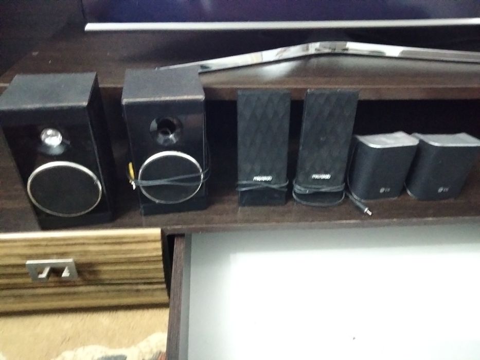 Продам колонки,мышки,микрофон