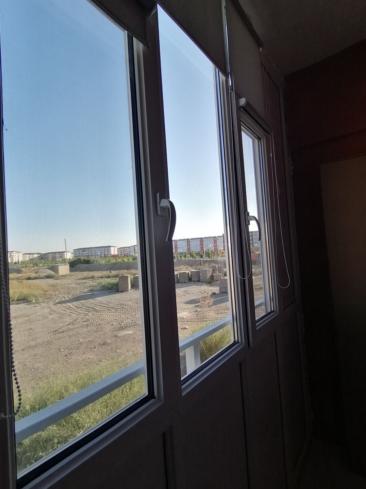 Сдаётся 2 х ком квартира в 15 м мкр .
