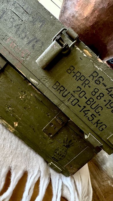 lada munitie ‘53, stare impecabila